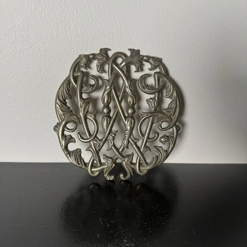Vintage Wilton Columbia PA 1950 Metal Trivet Ornate Scroll Hot‎ Plate Mid Cent